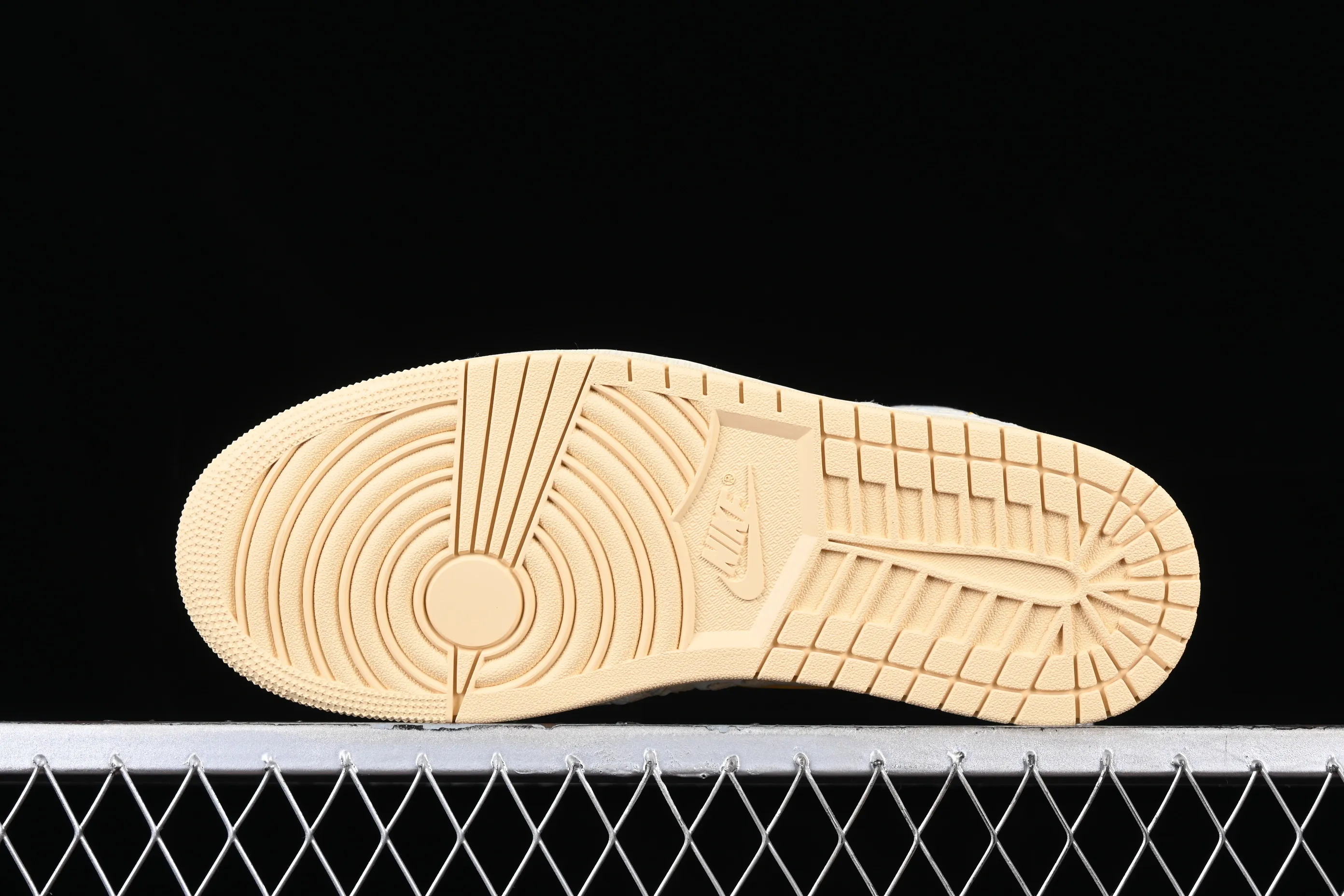All categories Air Jordan Jordan series basketball shoes Air Jordan 1 High foreign trade version Union x Air Jordan 1 High OG "Woven" AJ1 Joe 1 joint model woven high-top basketball shoes FD2565-100